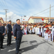总书记倾心浇灌民族团结进步之花