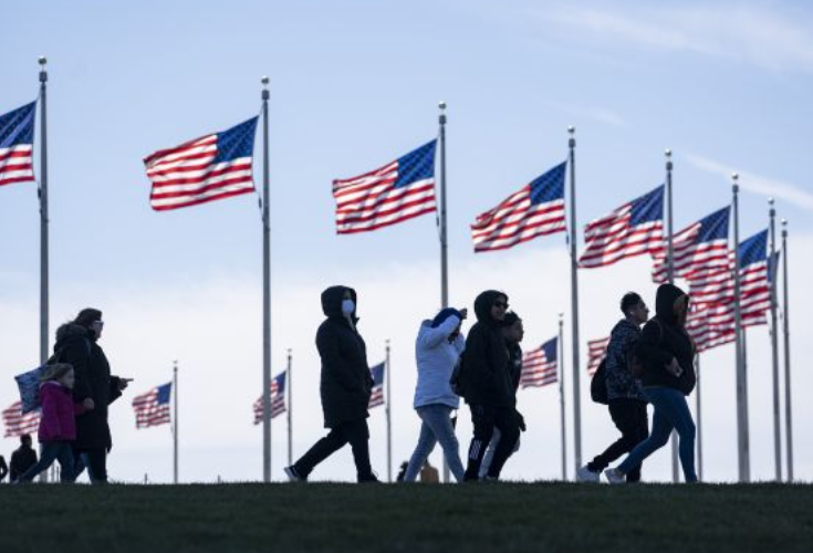 这就尴尬了!美国民调显示半数受访者认为本国“缺德”