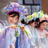 央广时评丨飞入寻常百姓家 非遗在“圈粉”年轻人中焕发活力