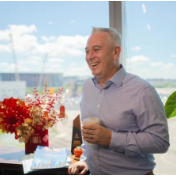 何穆凯:改革举措如同“定心丸”,将吸引更多外资进入中国 | 老外说“法宝”⑤