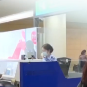 新华视评丨“China Hotel”也火了，“火得快”更要“火得久”