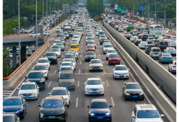 截至10月1日10时 湖南以下高速公路车流量大