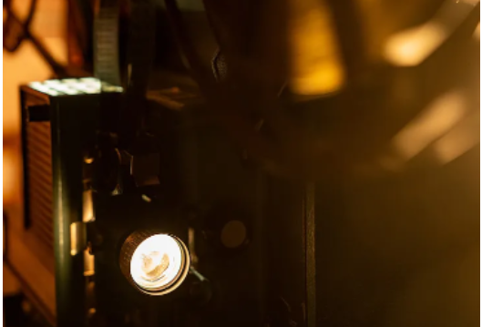 时刻名流丨孟泽：贾樟柯是如何被成全的