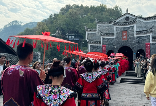 湖南新风深观察①｜“退潮”的彩礼