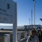 西藏安多站:海拔四千七百米小站的春运一日