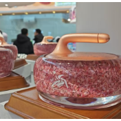 追光 | 亚冬会特许商品太好玩了吧！