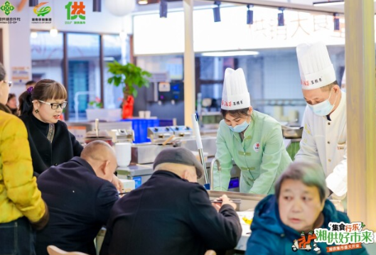 长沙社区新“顶流”来了！湘供集市首店开业