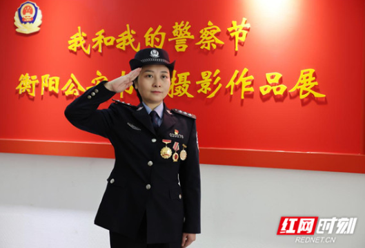 铿锵玫瑰护平安  巾帼建功显担当——记“全省担当作为优秀干部”刘亚君