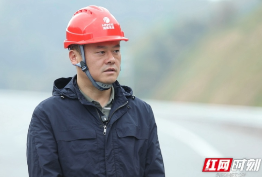 二十五载筑通途，只为开辟“放心路” ——记“全省担当作为优秀干部”李钊