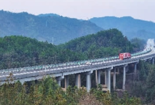 湖南今年将重点推进31个高速公路项目