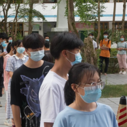 洪江市黔阳一中：接种新冠疫苗 筑牢抗疫防线