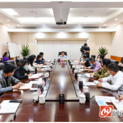 黎春秋在专题研究社会保供人员安全闭环管理及干部安全管理工作时强调：压实疫情防控“四方责任” 确保社会保供人员及干部安全
