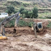 溆浦：抢抓工期赶进度 山塘清淤惠民生