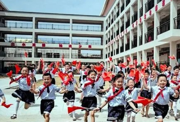   我为群众办实事丨湖南省教育厅：用心用情用力破解“上学难”“上学贵”