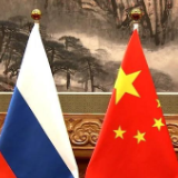 时政新闻眼丨中俄元首再次视频会晤，携手“一起向未来”