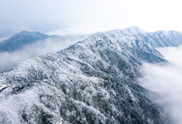 Hengshan on the winter morning