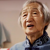 新华网评:记录的是时代 坚守的是初心