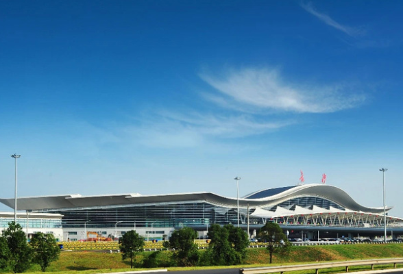 时隔四年，长沙黄花国际机场2021年旅客吞吐重返中部第一