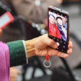 43款APP适老化改造七成仅切换模式：适老化要注重实效