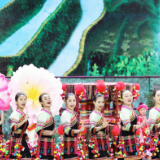 准备就绪！《2022年春节联欢晚会》第五次彩排掀起欢乐浪潮