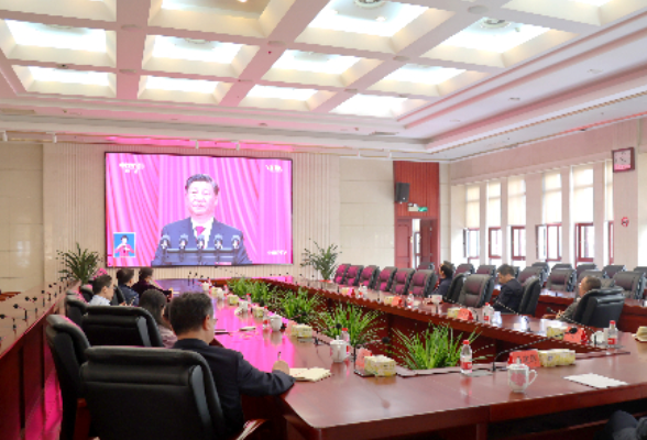 湖南省财政厅组织收看党的二十大开幕会