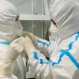 凡人微光丨“等疫情结束后 咱们来上海度蜜月”