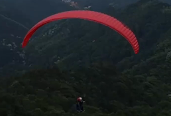 视频丨在长沙飞行高度最高的滑翔伞基地体验是种什么感受