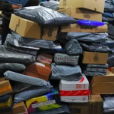 客服说快递带“病毒”？留神有诈