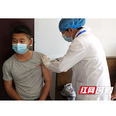 张家界：慈利卫健系统高效推进新冠疫苗接种工作