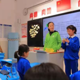 湖南省心理健康讲堂走进中南大学第二附属中学