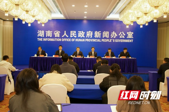 发布会1.marked.jpg 发布会1.marked.jpg