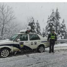 冰雪中 有他们的坚守——辰溪干群全力应对冰雪天气