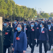 湖南省第十二次党代会开幕 代表们步入会场