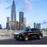 三腔空悬+800V智能超混 大六座SUV岚图泰山上市 售37.99万起