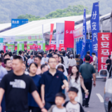株洲年度最大规模车展点燃“五一”消费热潮