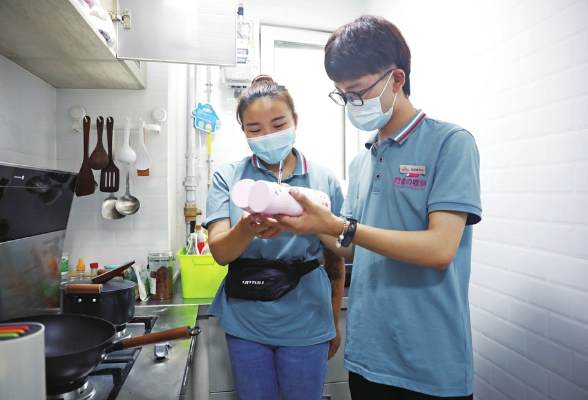 22岁家居收纳师用“月入过万”打破“职业偏见”——“我有一双魔术手”