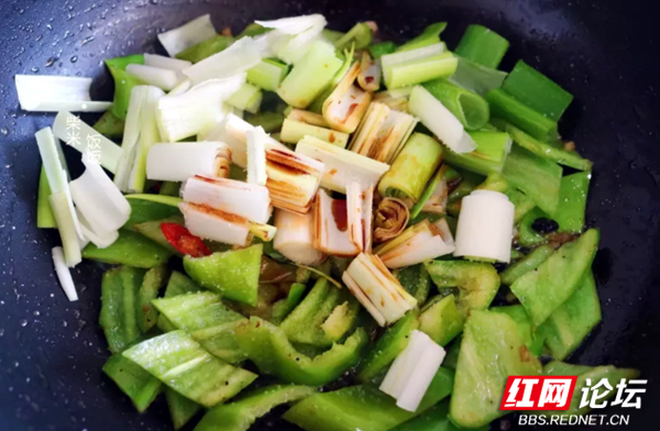 142523pw25h5sh5rrdkswd.jpg 142523pw25h5sh5rrdkswd.jpg