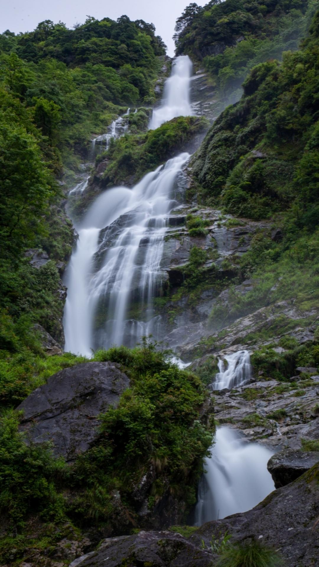 湖南第一高瀑在这里,炎陵神农谷夏日避暑好去处 - 时刻