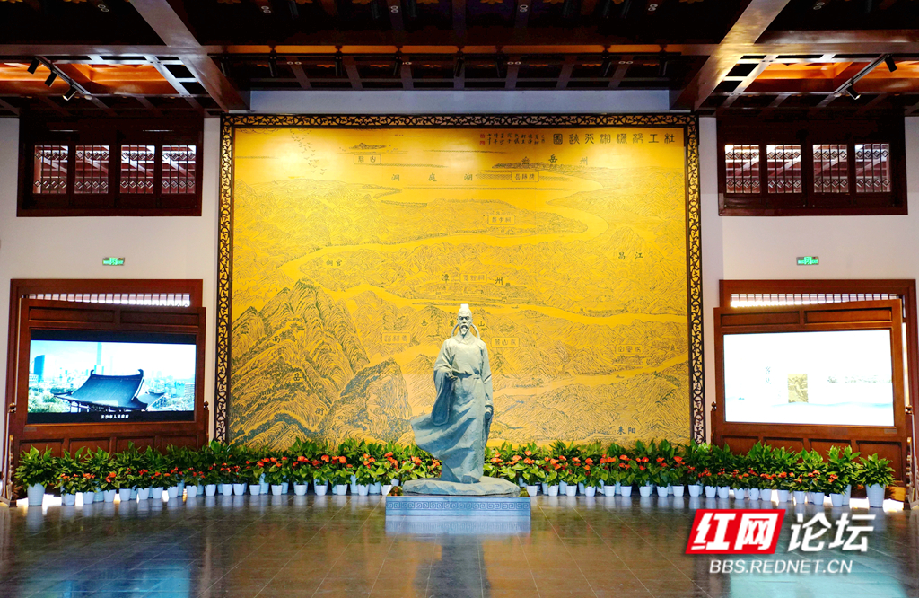 203711cy92zh2dtt2uxh45_副本.jpg