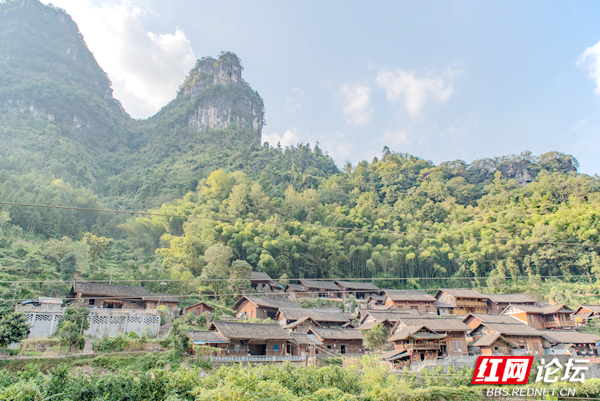 102117oofiyysqtojr1siz.jpg 102117oofiyysqtojr1siz.jpg