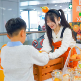 “茶守艺”丰收季助农:“橘香茶韵”飘满星城地铁