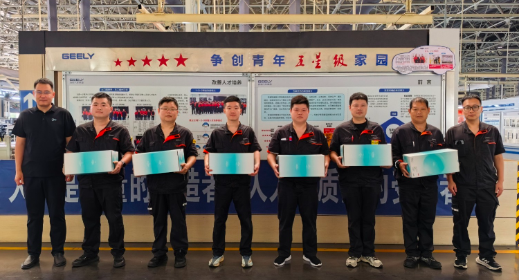 致敬最可爱的人！吉利汽车湘潭公司开展“八一”慰问活动