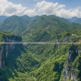 “大爱张家界”诗赛选登丨天门栈道绕山腰，绝壁天梯通碧霄