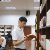 乡村阅读榜样：陈宇平——图书馆的坚实守护者