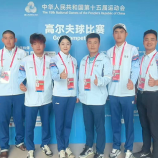 陈顾新8记“小鸟”球带飞全队 “十五运”湖南高尔夫球队暂列团体第五