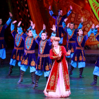 新疆精品剧目《吐鲁番的葡萄会唱歌》登陆长沙梅溪湖大剧院