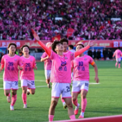 湘当有趣丨倒钩、绝杀与一座城的狂欢