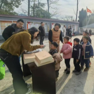 文旅牵线 温暖“童”行