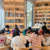 湘江新区智慧图书馆创新服务模式 近两月接待读者超10万人次