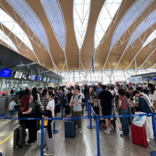 “五一”反向旅游逆袭：县域游增长两成，乡村游订单上涨40%